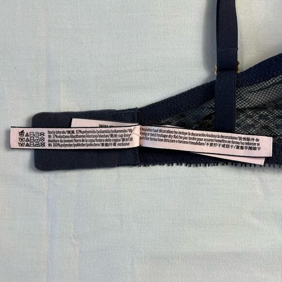 Victoria's Secret Women's 34DD Incredible Plunge Bra Navy Blue Lace Dainty - Picture 7 of 8